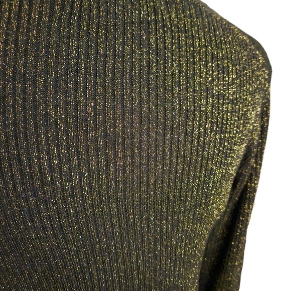 Gorgeous Karen Kane Gold Metallic and Black Sweater with Split Neckline - Picture 5 of 7